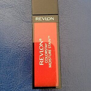 Revlon ColorStay Moisture Stain Lipstick Shade 040 Shanghai Sizzle